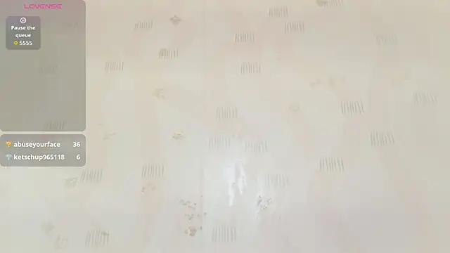 yourcuteneighbourr's Live XXX Chat