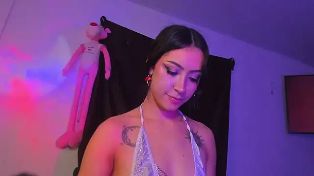 Ounla_Sweet Adlı Modelin Canlı XXX Sohbeti