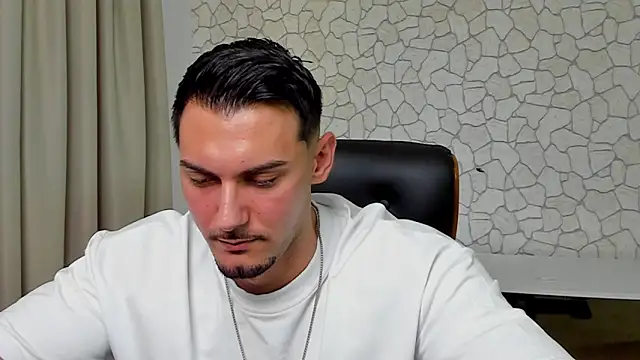 ClintMastersn Live XXX chat