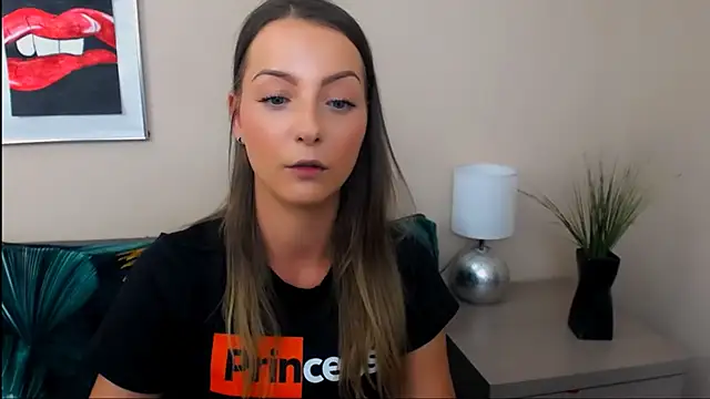NatalieSexy Adlı Modelin Canlı XXX Sohbeti