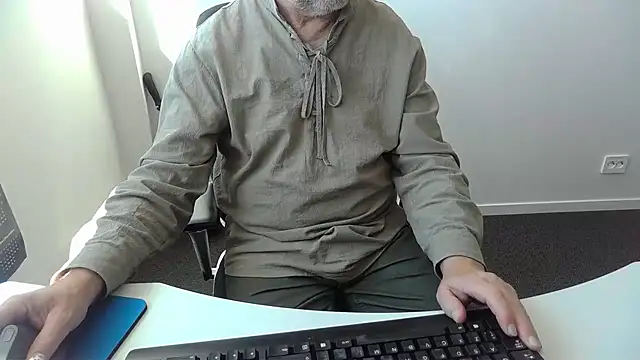 Buggemannn Live XXX chat