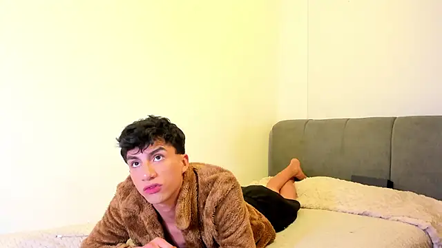 Chatroom XXX en direct de Erick_Velveth