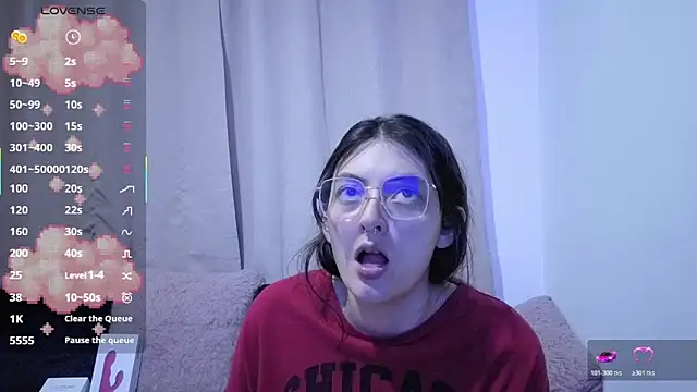 lessliee22_ Adlı Modelin Canlı XXX Sohbeti