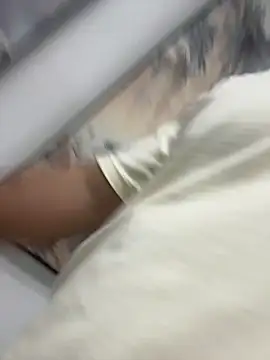 Cunzhangshibage02's Webcam Show