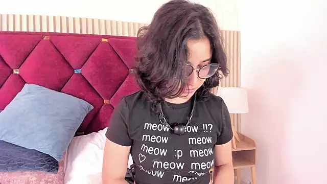 Kiri_Velvetn Live XXX chat