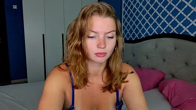 Онлайн чат XXX Busty_Redhead