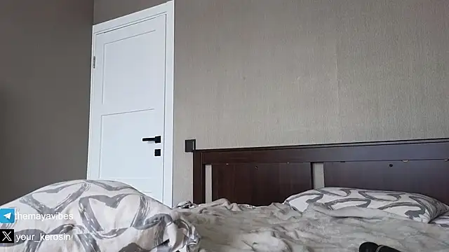 Maya_Rave Chat XXX live