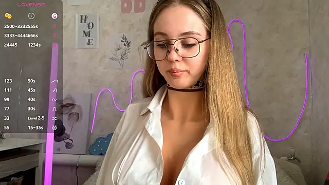 VictoriaDeeseのライブXXXチャット