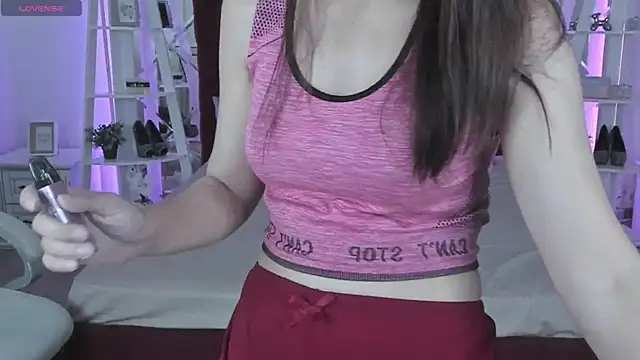 Živý XXX chat Livia_Shy