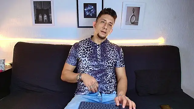 Živý XXX chat Sr_Maykol
