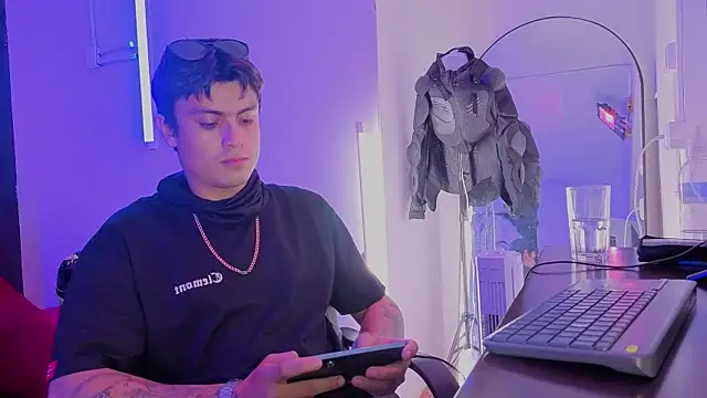 angel_still_'s Live XXX Chat