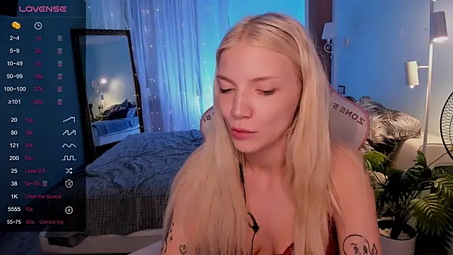 Chat XXX en directo de AnyaTaylor_