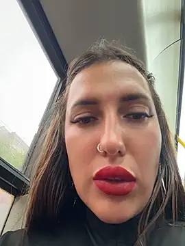 AleksandraRich XXX чат на живо