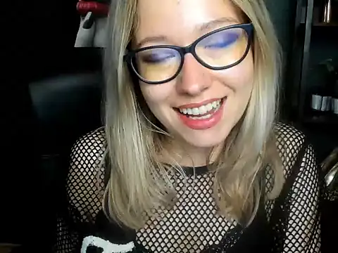 Chat +18 de loveHeidi ao vivo