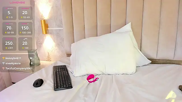 LunaAnd Live XXX Chat