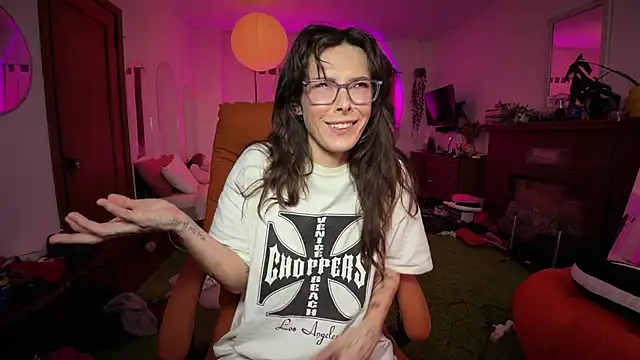 GennaJamesのライブXXXチャット