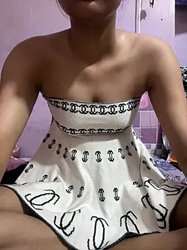 Chatroom XXX en direct de Sandhya_77