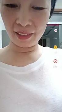 mimi2052's Live XXX Chat