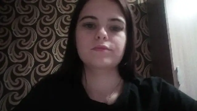 KikiAminon Live XXX chat