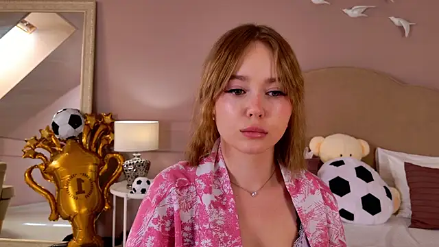 ElaraVance Chat XXX live