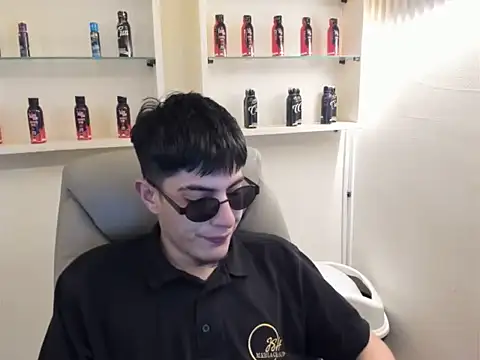 andylol330n Live XXX chat
