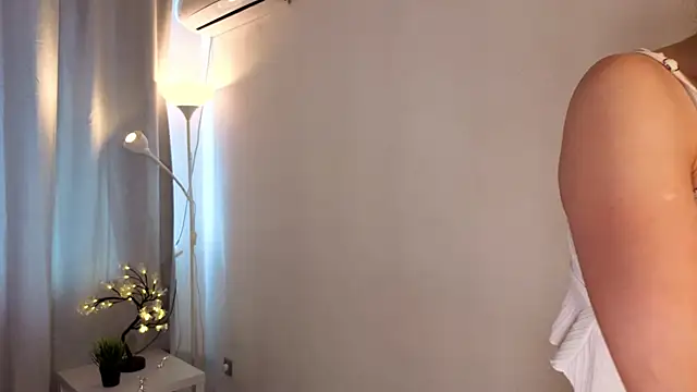 XXX chat uživo modela mybayby