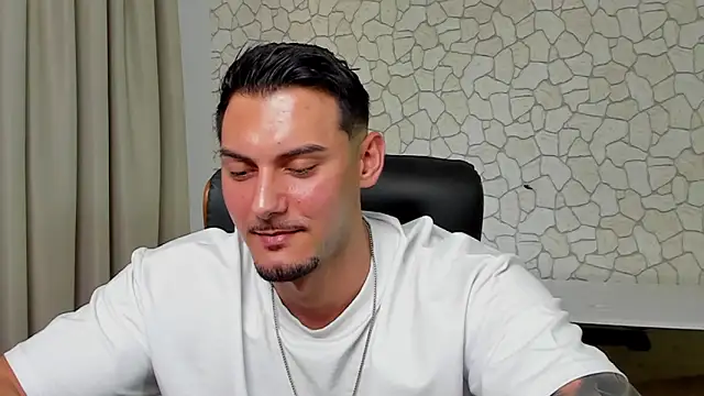 ClintMasters Chat XXX live