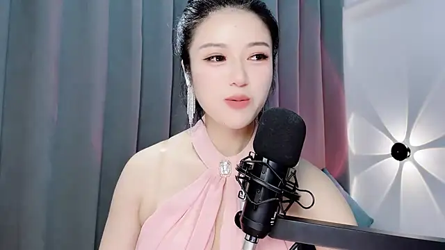 Živý XXX chat Momo-Wow