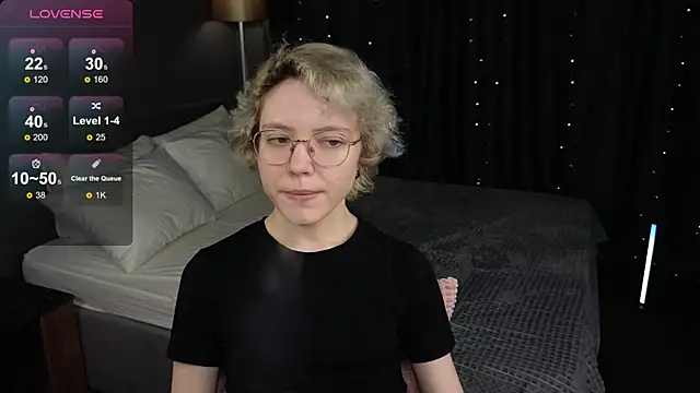 XXX chat uživo modela HottoKori