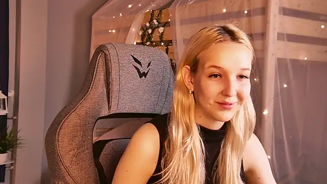 MaoqiBeverly Chat XXX in diretta