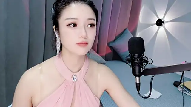 Momo-Wow Obrolan Langsung XXX