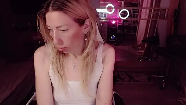 AnnieGOld_n Live XXX chat