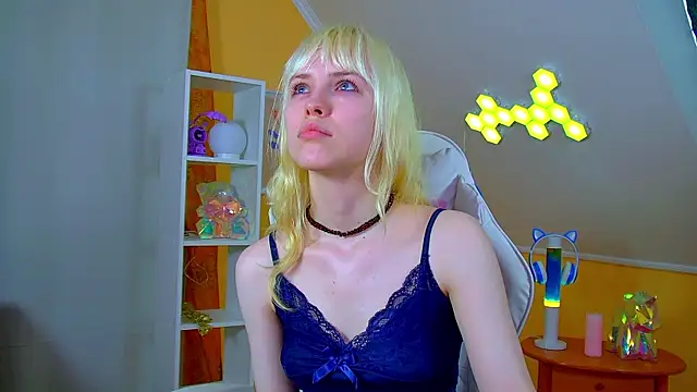 HannahHollis' Live XXX Chat