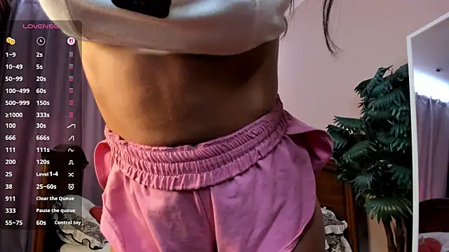 MioFlare's Live XXX Chat