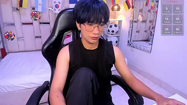 Chat +18 de Eriol_ ao vivo