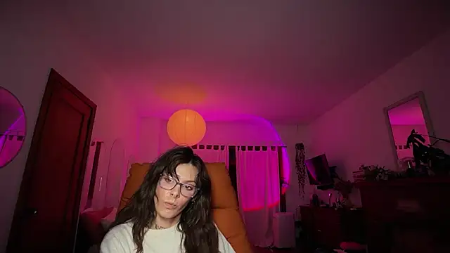 GennaJames live XXX chat