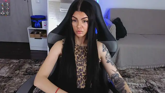 AnacondaOnn's Live XXX Chat
