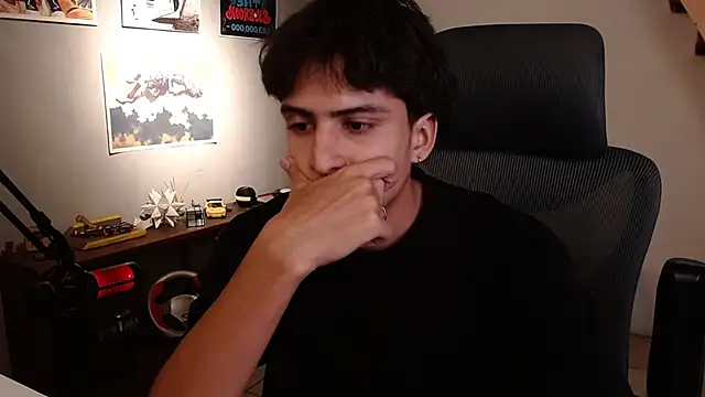 Thieves9 Show in webcam