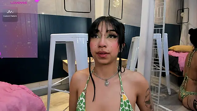 ByVanessa 即時 XXX 聊天