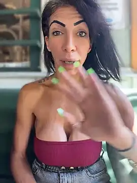 Czat XXX na żywo – Yasmiinee