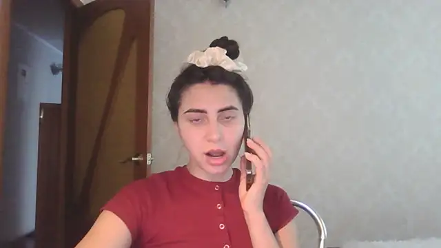 Kashtanka_ Adlı Modelin Canlı XXX Sohbeti