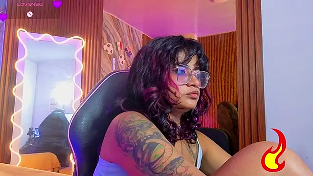 kristen_tay's Live XXX Chat