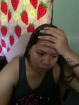 Czat XXX na żywo – -CLARAMommy-