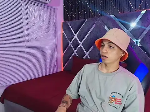 cameron_lux77 Live XXX-Chat