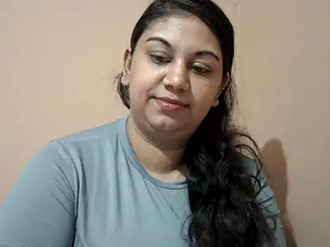 bellachow10's Live XXX Chat