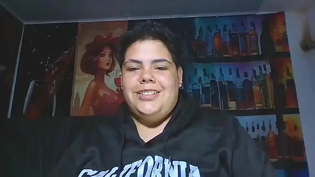 Hailey_CurvyのライブXXXチャット