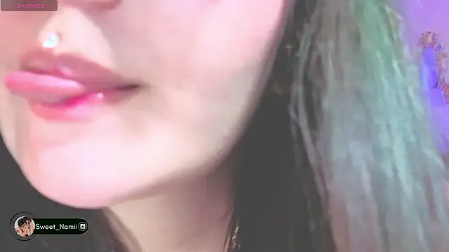 Sweet_Namii's Live XXX Chat