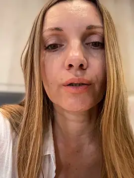 miss_darsi's Live XXX Chat