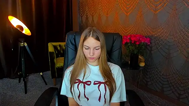 MilaAddamsn Live XXX chat