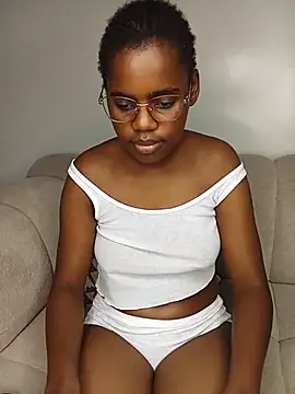 softglamqueenn Live XXX chat